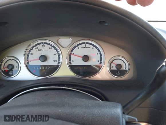 2005 Saturn Relay 2 with VIN 5GZDV03L25D260441, listed as a IAAI auction lot 41528836 with 235,522 mi miles and . Bid and sale history available at DreamBid. Image 7.