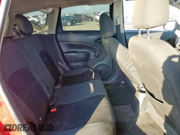 2015 Nissan Note SV z VIN 3N1CE2CP4FL435508, wystawiony jako Copart lot #85124725 z przebiegiem Nie podano mil oraz Szkoda całkowita • Salvage title. Historia ofert i sprzedaży dostępna na DreamBid. Obrazek 10.