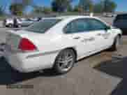 2008 Chevrolet Impala LTZ z VIN 2G1WU583489171161, wystawiony jako IAAI lot #43434545 z przebiegiem 316 780 mil mil oraz . Historia ofert i sprzedaży dostępna na DreamBid. Obrazek 4.
