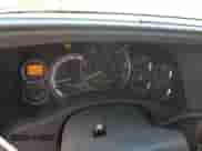 2002 Cadillac Escalade z VIN 1GYEC63T92R172834, wystawiony jako Copart lot #53606245 z przebiegiem 310 791 mil mil oraz Szkoda całkowita • Salvage title. Historia ofert i sprzedaży dostępna na DreamBid. Obrazek 9.