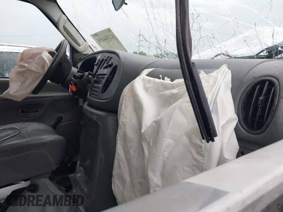 2008 Ford Econoline Cargo Commercial with VIN 1FTSS34L18DA54100, listed as a IAAI auction lot 42314494 with Not provided miles and . Bid and sale history available at DreamBid. Image 5.