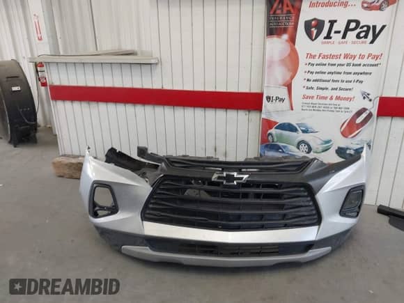 2020 Chevrolet Blazer LT с VIN 3GNKBHRS6LS646203, выставлен на аукционе IAAI как лот 43366450 с пробегом 71 334 миль миль и . История ставок и продаж доступна на DreamBid. Изображение 12.