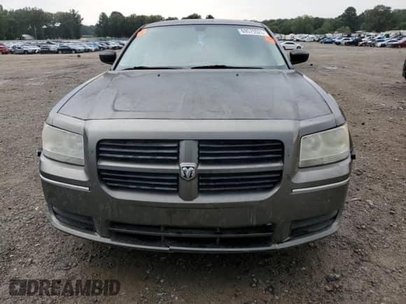 2008 Dodge Magnum with VIN 2D4FV47T78H166352, listed as a Copart auction lot 69575525 with 237,121 mi miles and Clean title. Bid and sale history available at DreamBid. Image 5.