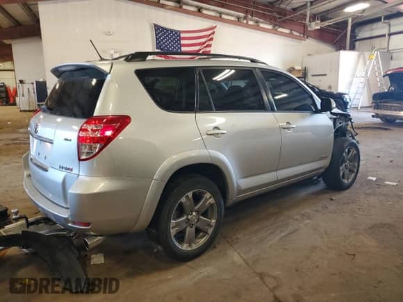 2010 Toyota RAV4 Sport with VIN JTMRK4DV0A5095310, listed as a Copart auction lot 69959445 with 167,703 mi miles and Clean title. Bid and sale history available at DreamBid. Image 3.