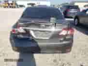 2011 Toyota Corolla L z VIN JTDBU4EE9B9152964, wystawiony jako Copart lot #87470275 z przebiegiem 156 827 mil mil oraz Szkoda całkowita • Salvage title. Historia ofert i sprzedaży dostępna na DreamBid. Obrazek 6.