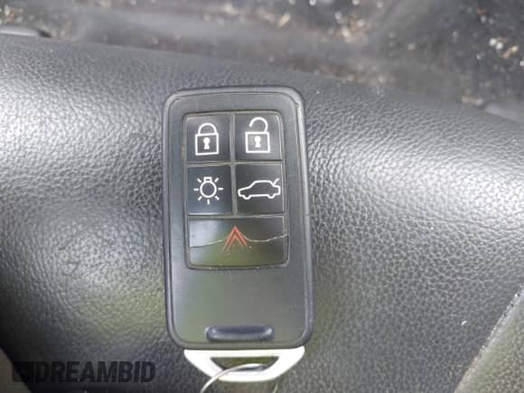 2016 Volvo S60 T5 Drive-E Premier with VIN YV126MFK4G2404550, listed as a IAAI auction lot 42960457 with 178,868 mi miles and . Bid and sale history available at DreamBid. Image 11.