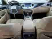 2011 Hyundai Genesis с VIN KMHGC4DE2BU136933, выставлен на аукционе Copart как лот 80328135 с пробегом 102 690 миль миль и Списание • Salvage title. История ставок и продаж доступна на DreamBid. Изображение 8.