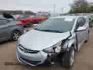 2013 Hyundai Elantra GLS z VIN 5NPDH4AE2DH305374, wystawiony jako IAAI lot #41138613 z przebiegiem 143 906 mil mil oraz . Historia ofert i sprzedaży dostępna na DreamBid. Obrazek 2.