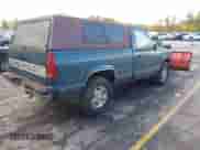 1991 Chevrolet Silverado 1500 z VIN 1GCDK14K3MZ161358, wystawiony jako IAAI lot #43497856 z przebiegiem 143 100 mil mil oraz . Historia ofert i sprzedaży dostępna na DreamBid. Obrazek 4.