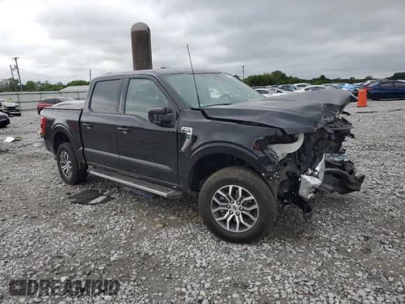 2022 Ford F-150 XL with VIN 1FTFW1E50NKE96352, listed as a Copart auction lot 67569545 with 23,708 mi miles and Salvage title. Bid and sale history available at DreamBid. Image 4.