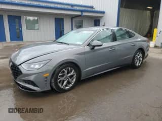 2023 Hyundai Sonata SEL с VIN KMHL64JA1PA269585, выставлен на аукционе Copart как лот 81480915 с пробегом 26 692 миль миль и Списание • Salvage title. История ставок и продаж доступна на DreamBid. Изображение 1.