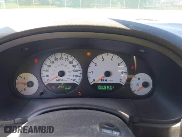 2005 Dodge Caravan SXT with VIN 2D4GP44L65R134436, listed as a IAAI auction lot 43401675 with 246,673 mi miles and . Bid and sale history available at DreamBid. Image 7.