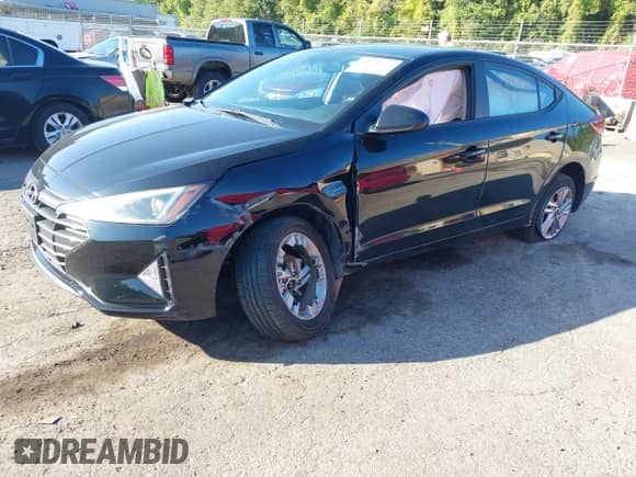 2019 Hyundai Elantra Value Edition с VIN KMHD84LF3KU852755, выставлен на аукционе IAAI как лот 43188021 с пробегом 43 142 миль миль и . История ставок и продаж доступна на DreamBid. Изображение 19.