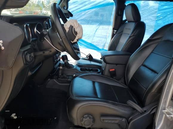 2021 Jeep Wrangler Unlimited Sahara Altitude z VIN 1C4HJXEN3MW691220, wystawiony jako Copart lot #56334695 z przebiegiem 46 589 mil mil oraz Szkoda całkowita • Salvage title. Historia ofert i sprzedaży dostępna na DreamBid. Obrazek 7.