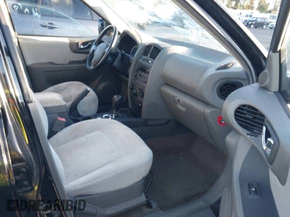 2006 Hyundai Santa Fe GLS с VIN KM8SC13D06U104148, выставлен на аукционе IAAI как лот 43438701 с пробегом 158 318 миль миль и . История ставок и продаж доступна на DreamBid. Изображение 5.