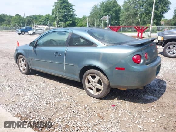 2009 Chevrolet Cobalt with VIN 1G1AL15H497169001, listed as a IAAI auction lot 42481234 with 229,409 mi miles and . Bid and sale history available at DreamBid. Image 3.