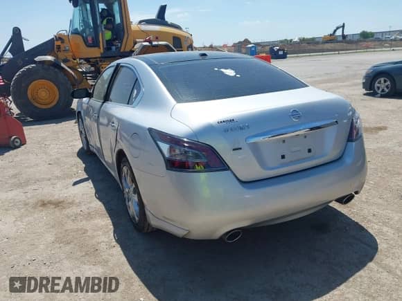 2014 Nissan Maxima SV with VIN 1N4AA5AP4EC448022, listed as a IAAI auction lot 42027624 with 280,961 mi miles and . Bid and sale history available at DreamBid. Image 3.