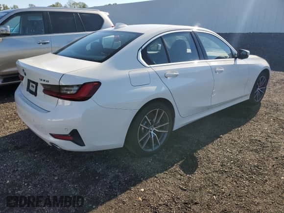 2020 BMW 3 Series 330i xDrive with VIN WBA5R7C06LFH66591, listed as a Copart auction lot 66666875 with 109,726 mi miles and Salvage title. Bid and sale history available at DreamBid. Image 3.