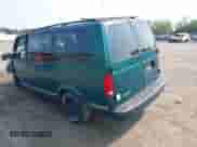 1998 Chevrolet Astro with VIN 1GNEL19W2WB172044, listed as a IAAI auction lot 42381085 with 218,946 mi miles and . Bid and sale history available at DreamBid. Image 3.