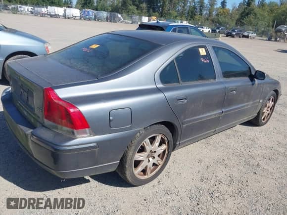 2006 Volvo S60 2.5L Turbo с VIN YV1RS592362518825, выставлен на аукционе IAAI как лот 43235434 с пробегом Не указан миль и . История ставок и продаж доступна на DreamBid. Изображение 4.