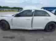 2020 Chrysler 300 Touring L с VIN 2C3CCAAG7LH128231, выставлен на аукционе IAAI как лот 40720185 с пробегом Не указан миль и . История ставок и продаж доступна на DreamBid. Изображение 14.