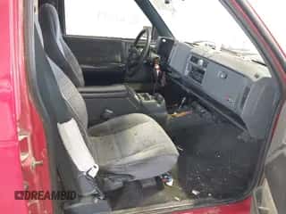 1993 Chevrolet Blazer с VIN 1GNDT13W2P2202181, выставлен на аукционе IAAI как лот 42563244 с пробегом 143 439 миль миль и . История ставок и продаж доступна на DreamBid. Изображение 5.