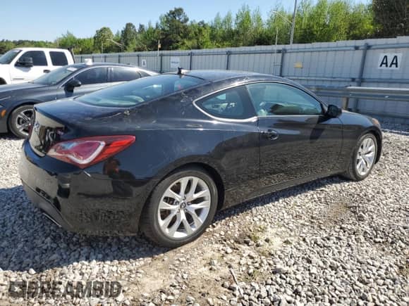 2013 Hyundai Genesis Coupe R-Spec with VIN KMHHT6KD0DU096798, listed as a Copart auction lot 53055065 with 105,794 mi miles and Salvage title. Bid and sale history available at DreamBid. Image 3.