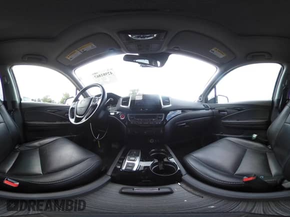 2017 Honda Pilot Touring z VIN 5FNYF6H96HB009726, wystawiony jako IAAI lot #42981867 z przebiegiem 106 056 mil mil oraz . Historia ofert i sprzedaży dostępna na DreamBid. Obrazek 19.