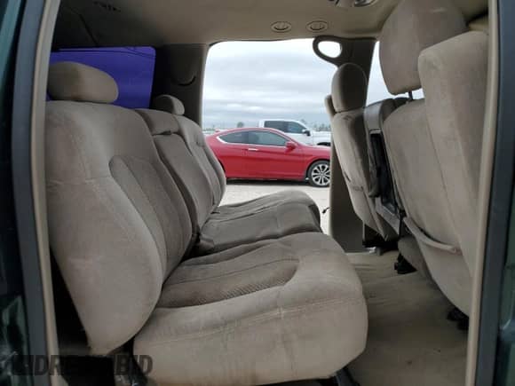 2002 Chevrolet Suburban LT z VIN 3GNEC16Z92G194431, wystawiony jako Copart lot #71030364 z przebiegiem Nie podano mil oraz Nie do naprawy • Non repairable. Historia ofert i sprzedaży dostępna na DreamBid. Obrazek 11.