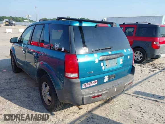 2005 Saturn VUE with VIN 5GZCZ33D65S825618, listed as a IAAI auction lot 42588608 with 180,590 mi miles and . Bid and sale history available at DreamBid. Image 3.