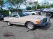 1983 Mercedes-Benz 380 SL with VIN WDBBA45A1DB020815, listed as a IAAI auction lot 42548157 with 104,615 mi miles and . Bid and sale history available at DreamBid. Image 20.
