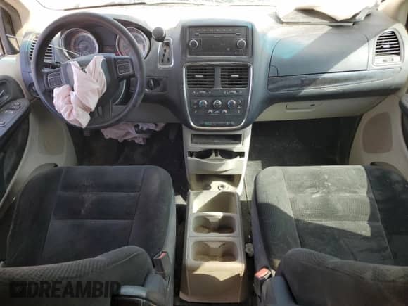 2016 Dodge Grand Caravan American Value with VIN 2C4RDGBG8GR204687, listed as a Copart auction lot 70213165 with 177,782 mi miles and Salvage title. Bid and sale history available at DreamBid. Image 8.
