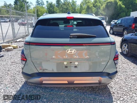 2024 Hyundai Kona Limited с VIN KM8HE3A35RU119968, выставлен на аукционе IAAI как лот 42694398 с пробегом 9 924 миль миль и . История ставок и продаж доступна на DreamBid. Изображение 17.