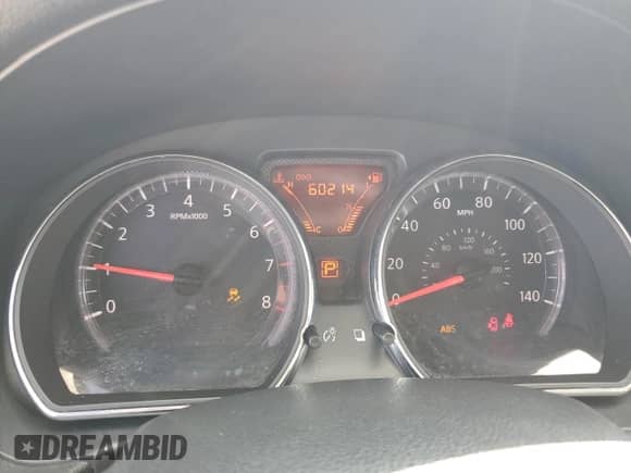 2016 Nissan Note SV z VIN 3N1CE2CP8GL392504, wystawiony jako Copart lot #84183675 z przebiegiem 60 214 mil mil oraz Czysty tytuł • Clean title. Historia ofert i sprzedaży dostępna na DreamBid. Obrazek 9.