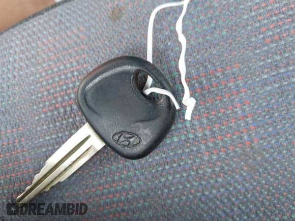 1997 Hyundai Elantra с VIN KMHJF24M1VU506900, выставлен на аукционе IAAI как лот 43345670 с пробегом 209 590 миль миль и . История ставок и продаж доступна на DreamBid. Изображение 11.