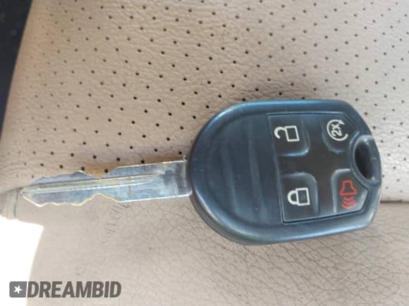 2013 Ford F-150 XL с VIN 1FTFW1EF6DFB42755, выставлен на аукционе IAAI как лот 42623891 с пробегом 162 568 миль миль и . История ставок и продаж доступна на DreamBid. Изображение 11.