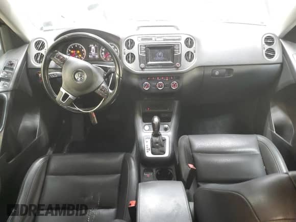 2016 Volkswagen Tiguan SEL с VIN WVGBV7AX2GW508391, выставлен на аукционе Copart как лот 81129075 с пробегом 98 129 миль миль и Чистый • Clean title. История ставок и продаж доступна на DreamBid. Изображение 8.