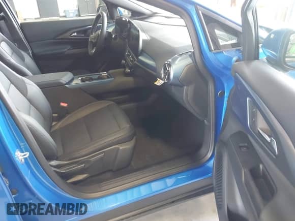 2025 Chevrolet Equinox EV LT2 с VIN 3GN7DNRP4SS207171, выставлен на аукционе IAAI как лот 42954654 с пробегом 2 400 миль миль и . История ставок и продаж доступна на DreamBid. Изображение 5.