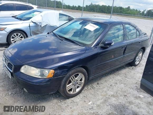 2007 Volvo S60 2.5L Turbo с VIN YV1RS592X72605557, выставлен на аукционе IAAI как лот 40461463 с пробегом 187 225 миль миль и . История ставок и продаж доступна на DreamBid. Изображение 2.