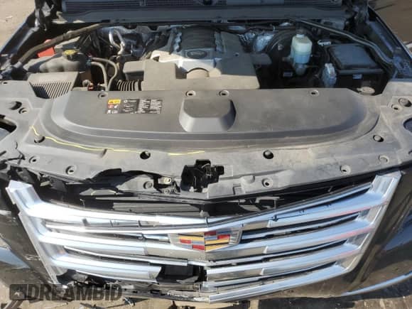 2016 Cadillac Escalade ESV Platinum z VIN 1GYS4KKJ9GR279415, wystawiony jako Copart lot #62921245 z przebiegiem 89 003 mil mil oraz Szkoda całkowita • Salvage title. Historia ofert i sprzedaży dostępna na DreamBid. Obrazek 12.