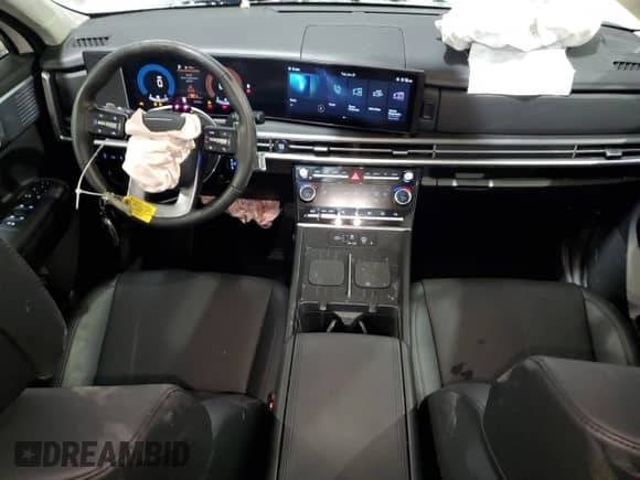 2024 Hyundai Santa Fe SEL z VIN 5NMP2DGLXRH013092, wystawiony jako Copart lot #42033475 z przebiegiem 24 048 mil mil oraz Szkoda całkowita • Salvage title. Historia ofert i sprzedaży dostępna na DreamBid. Obrazek 8.