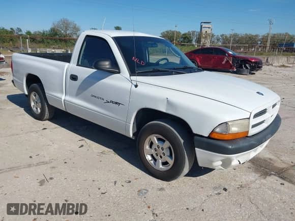 2001 Dodge Dakota z VIN 1B7FL26X71S161985, wystawiony jako IAAI lot #41697721 z przebiegiem 218 168 mil mil oraz . Historia ofert i sprzedaży dostępna na DreamBid. Obrazek 1.