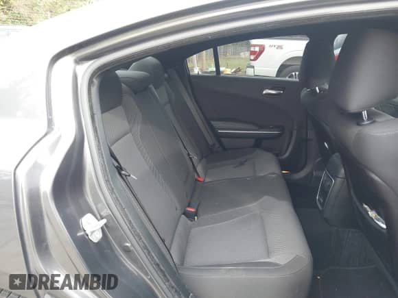 2019 Dodge Charger SXT z VIN 2C3CDXBG2KH680703, wystawiony jako IAAI lot #43356501 z przebiegiem 95 830 mil mil oraz . Historia ofert i sprzedaży dostępna na DreamBid. Obrazek 8.