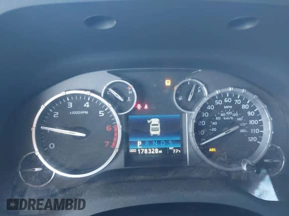 2017 Toyota Tundra Platinum с VIN 5TFAW5F17HX611632, выставлен на аукционе IAAI как лот 43464674 с пробегом 178 328 миль миль и . История ставок и продаж доступна на DreamBid. Изображение 7.