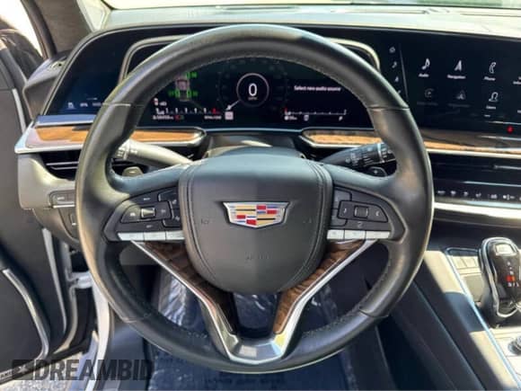 2021 Cadillac Escalade Sport Platinum z VIN 1GYS4GKL9MR205XXX, wystawiony jako Copart lot #72088955 z przebiegiem 58 472 mil mil oraz Czysty tytuł • Clean title. Historia ofert i sprzedaży dostępna na DreamBid. Obrazek 13.