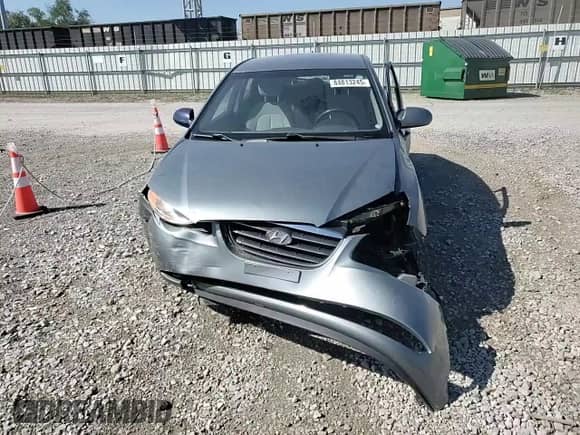 2009 Hyundai Elantra GLS с VIN KMHDU46D19U786657, выставлен на аукционе Copart как лот 84813245 с пробегом 188 864 миль миль и Списание • Salvage title. История ставок и продаж доступна на DreamBid. Изображение 13.