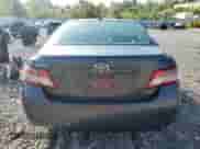 2011 Toyota Camry LE z VIN 4T4BF3EK2BR140227, wystawiony jako Copart lot #81824545 z przebiegiem 181 165 mil mil oraz Szkoda całkowita • Salvage title. Historia ofert i sprzedaży dostępna na DreamBid. Obrazek 6.