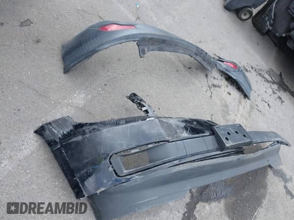 2016 Chevrolet Tahoe LS с VIN 1GNSCAEC8GR387676, выставлен на аукционе IAAI как лот 41774142 с пробегом 36 695 миль миль и . История ставок и продаж доступна на DreamBid. Изображение 12.