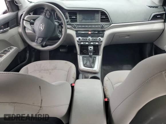 2020 Hyundai Elantra SE с VIN 5NPD74LF6LH590166, выставлен на аукционе Copart как лот 55428465 с пробегом 98 282 миль миль и Списание • Salvage title. История ставок и продаж доступна на DreamBid. Изображение 8.