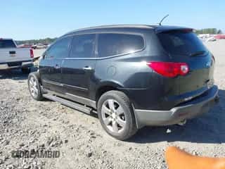 2012 Chevrolet Traverse LTZ z VIN 1GNKRLED9CJ330785, wystawiony jako IAAI lot #43334080 z przebiegiem 123 087 mil mil oraz . Historia ofert i sprzedaży dostępna na DreamBid. Obrazek 3.